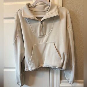 Lululemon Athletica softstreme half zip in bone